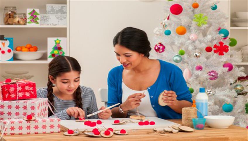 Albero di Natale, Presepe e Calendario dell'Avvento Albero di Natale, Presepe e Calendario dell'Avvento